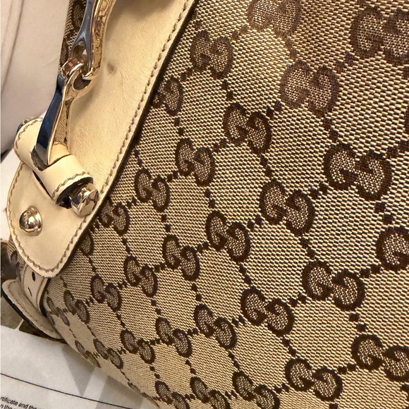 Gucci Tan and Cream Pelham Shoulder Bag - Picture 3 of 16